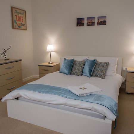 Royal Limehouse Apartment Лондон Экстерьер фото
