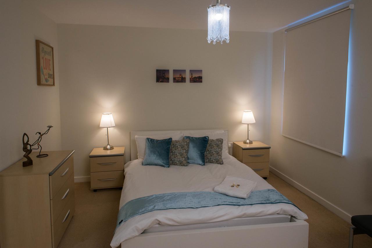 Royal Limehouse Apartment Лондон Экстерьер фото