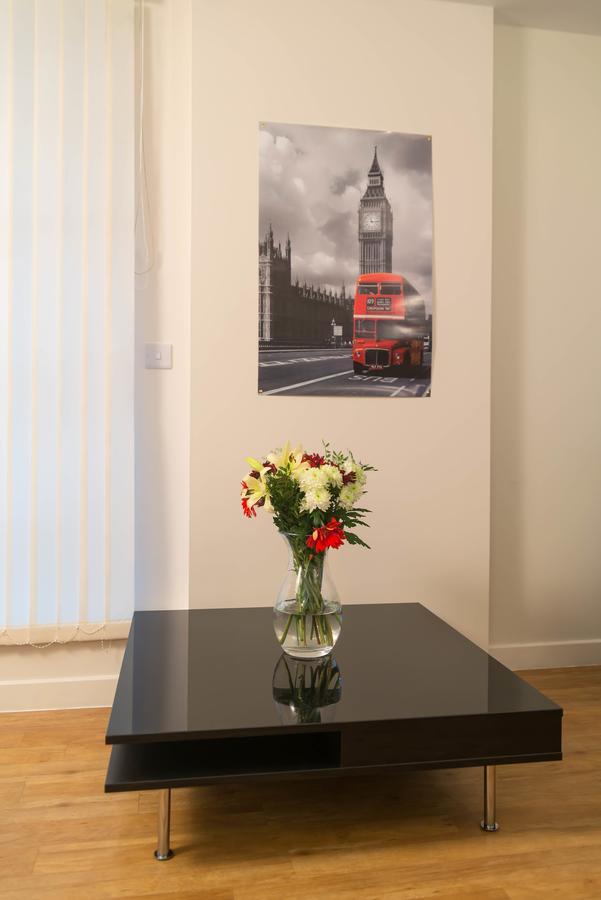 Royal Limehouse Apartment Лондон Экстерьер фото